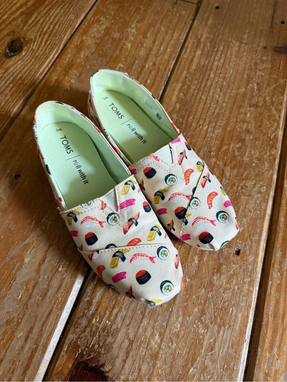 Toms Shoes